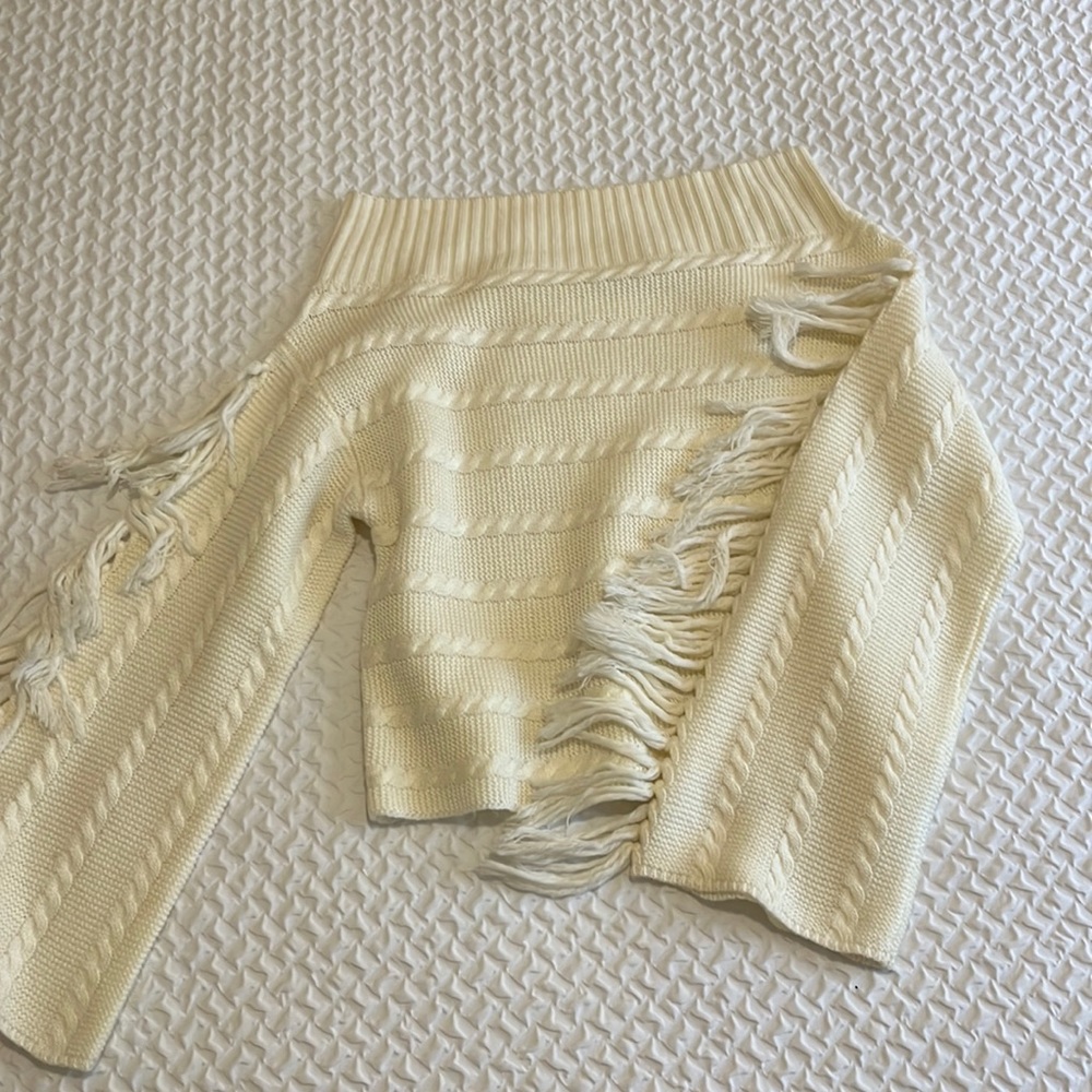 Lovers + friends off the should fringe sweater